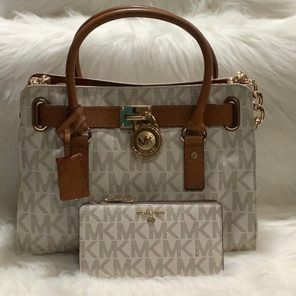 NWT Michael Michael Kors Vanilla Leather Jet Set Large Continental Wallet - Picture 14 of 14